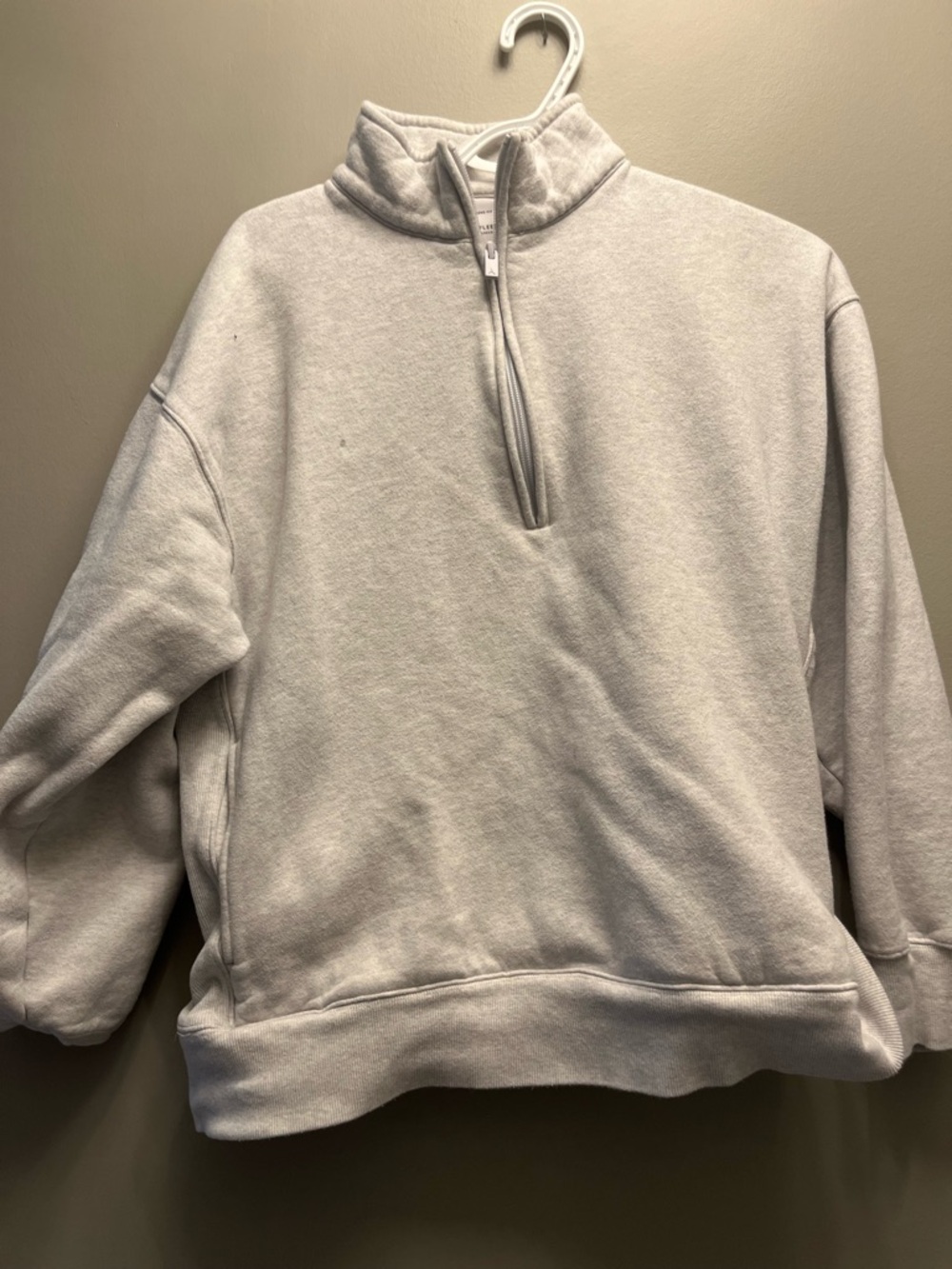 Aritzia Boyfriend 1/2 Zip in Heather Cloud White